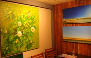 dans la petite salle du fond, la peinture la plus rcente, "dmocratie au lardon"